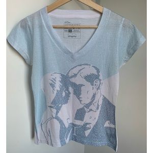Litographs • S • V Neck The Great Gatsby Short Sleeve Tee T Shirt
